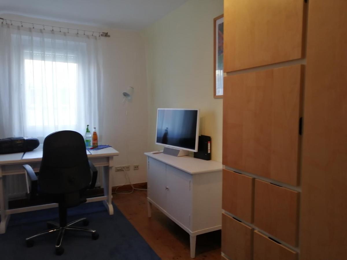 Apartment & Zimmer Familie Trescher Tübingen Exteriör bild