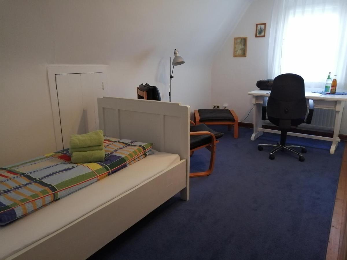 Apartment & Zimmer Familie Trescher Tübingen Exteriör bild