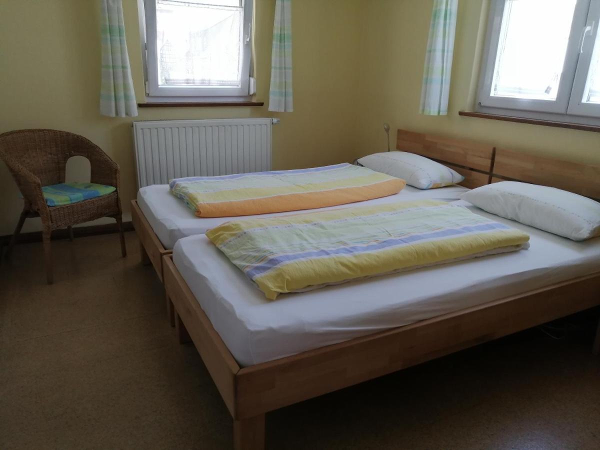 Apartment & Zimmer Familie Trescher Tübingen Exteriör bild