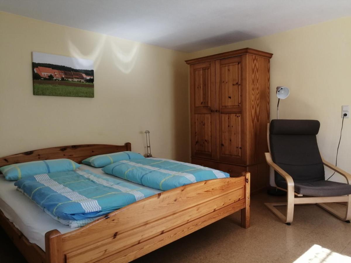 Apartment & Zimmer Familie Trescher Tübingen Exteriör bild